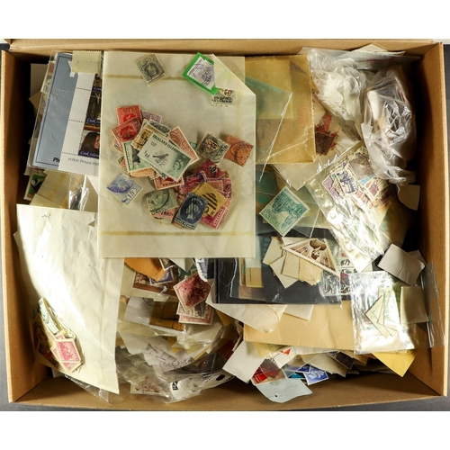 95 - COLLECTIONS & ACCUMULATIONS WORLD SORTER BOX Unchecked and as received from a part-time dealer's est... 