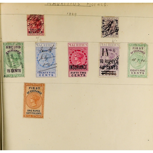 32 - COLLECTIONS & ACCUMULATIONS BRITISH EMPIRE an old time collection in two spring-back albums, with ve... 