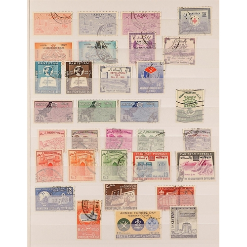 529 - PAKISTAN 1947-89 COLLECTION incl. 1947 opts on India used range to 5r, 1948-57 definitive set used t... 