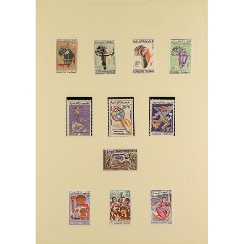 725 - TUNISIA 1966-92 MINT COLLECTION incl. 1965-66 Birds (Air) set, 1968-69 Flowers set, 1968 Animals set... 