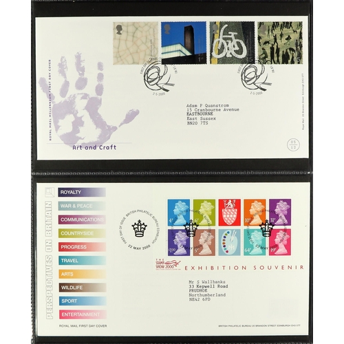 907 - GB.FIRST DAY COVERS 1953 - 2011 comprehensive collection in 12 dedicated Royal Mail albums. Mainly R... 