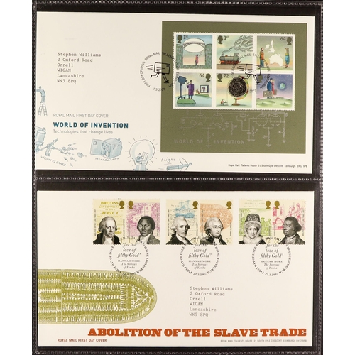 908 - GB.FIRST DAY COVERS 1992 - 2007 collection in 7 dedicated Royal Mail albums. Includes stamp sets, Ma... 