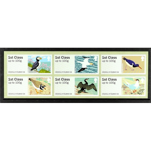 1071 - GB.ELIZABETH II POST & GO SELECTION. Includes 'Birds', 'Farm Animals', 'Union Flag', 'Fish', 'Robins... 