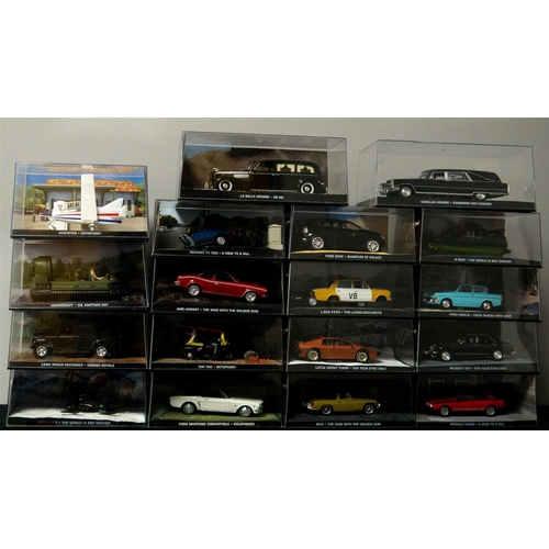 24 - JAMES BOND CAR COLLECTION. 94 models and the accompanying magazines from 1-89 (missing 84, 85, 87). ... 