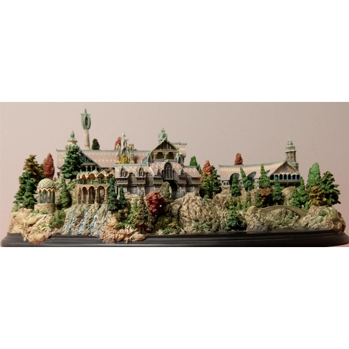 66 - THE LORD OF THE RINGS RIVENDELL MODEL by Weta. A fabulous detailed model of the Elvish world. Boxed ... 