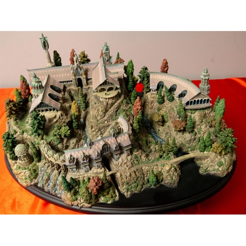 66 - THE LORD OF THE RINGS RIVENDELL MODEL by Weta. A fabulous detailed model of the Elvish world. Boxed ... 