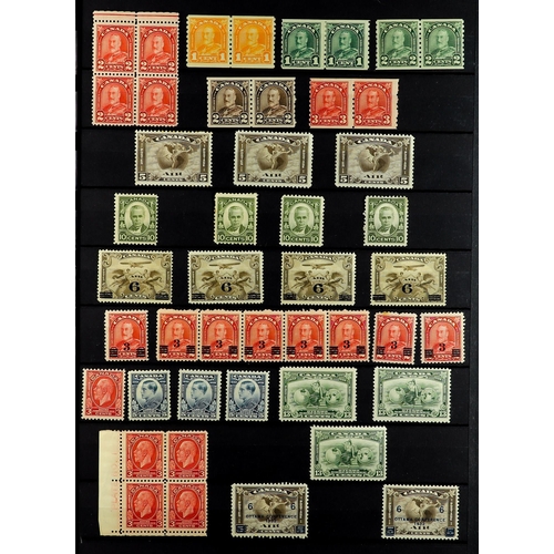 323 - CANADA 1897-1952 MINT RANGES with blocks, coils & booklet panes on stock pages, includes 1897 Jubile... 