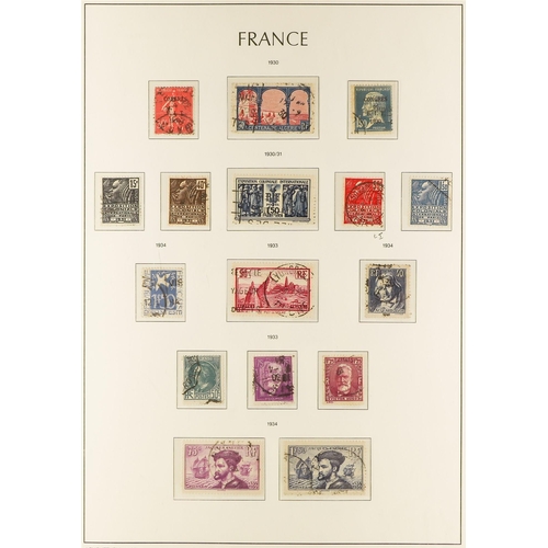 444 - FRANCE 1900-49 USED COLLECTION in a hingeless Lighthouse album, almost complete for the period (no A... 