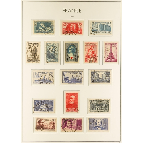 444 - FRANCE 1900-49 USED COLLECTION in a hingeless Lighthouse album, almost complete for the period (no A... 