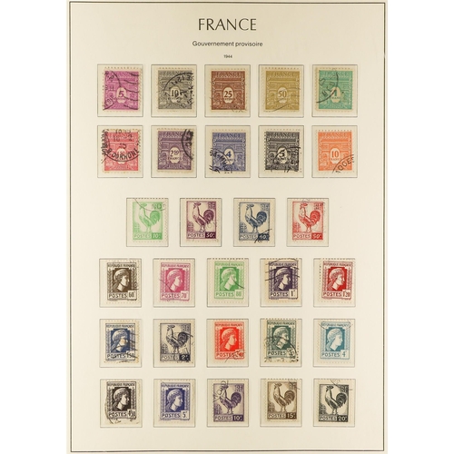 444 - FRANCE 1900-49 USED COLLECTION in a hingeless Lighthouse album, almost complete for the period (no A... 