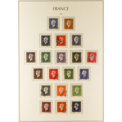 444 - FRANCE 1900-49 USED COLLECTION in a hingeless Lighthouse album, almost complete for the period (no A... 