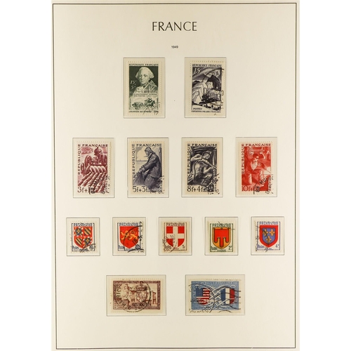 444 - FRANCE 1900-49 USED COLLECTION in a hingeless Lighthouse album, almost complete for the period (no A... 