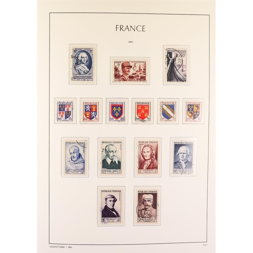 450 - FRANCE 1950-74 USED COLLECTION looks to be complete in a hingelss, Lighthouse album with slipcase, f... 