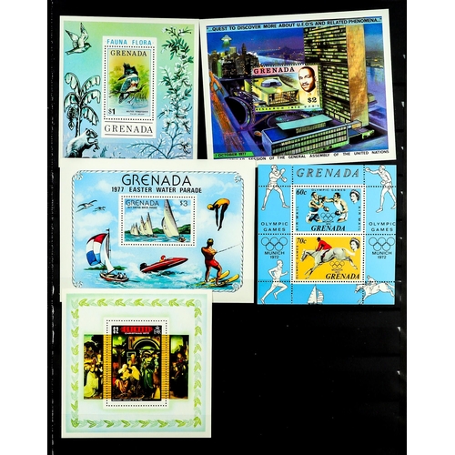 582 - GRENADA 1913-80 MINT COLLECTION with the issues from 1970 onwards generally never hinged. Incl. 1913... 