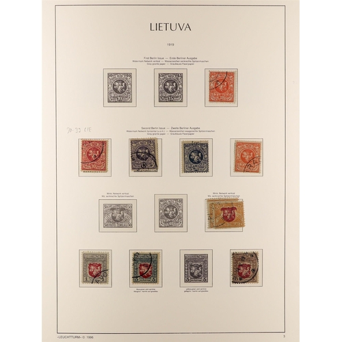 719 - LITHUANIA 1918-40 USED COLLECTION incl. 1919 first, second, and third Kaunus issue sets complete, 19... 