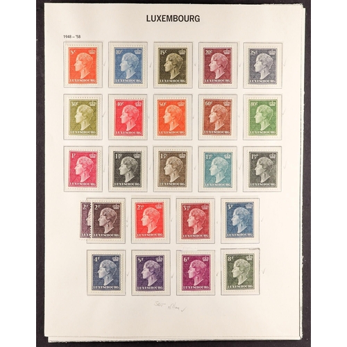 722 - LUXEMBOURG 1944-59 COLLECTION of mainly never hinged mint stamps incl. 1948-58 Charlotte definitive ... 