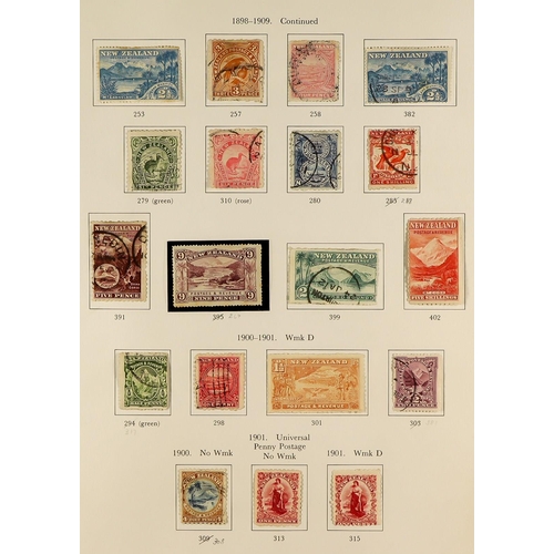 816 - NEW ZEALAND 1855-1990 COLLECTION IN THREE S.G. PRINTED ALBUMS an intact original collection with str... 