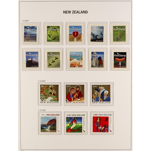 833 - NEW ZEALAND 1967-2016 COLLECTION IN FIVE S.G. LUXE HINGELESS ALBUMS WITH SLIP CASES with much comple... 