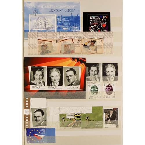 901 - POLAND 1993 - 2021 SUPER NEVER HINGED MINT COLLECTION in three stock books. Highly complete with sta... 