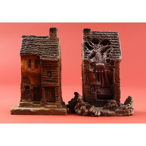 4 - TERRY PRATCHETT - DISCWORLD MODEL: THE MUSIC SHOP AND THE WANDERING SHOP by The Cunning Artificer. C... 