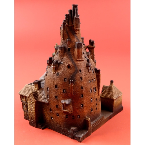 11 - TERRY PRATCHETT - DISCWORLD MODEL: THE THIEVES GUILD by The Cunning Artificer. Limited edition. The ... 