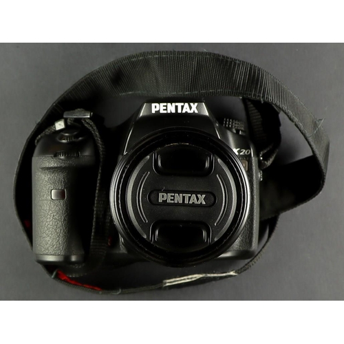 70 - PENTAX K20D. A Pentax K20D digital camera, comes with some interchangeable lenses, camera box, batte... 