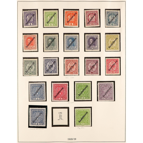 326 - AUSTRIA 1919 - 1927 SPECIALIZED NEVER HINGED MINT COLLECTION in a hingeless Lindner album with exten... 