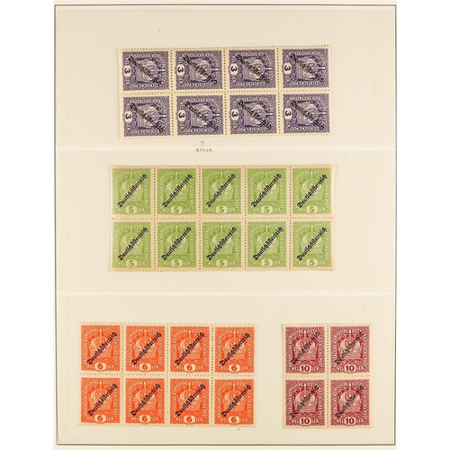 326 - AUSTRIA 1919 - 1927 SPECIALIZED NEVER HINGED MINT COLLECTION in a hingeless Lindner album with exten... 