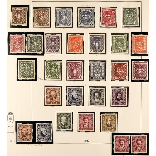 326 - AUSTRIA 1919 - 1927 SPECIALIZED NEVER HINGED MINT COLLECTION in a hingeless Lindner album with exten... 