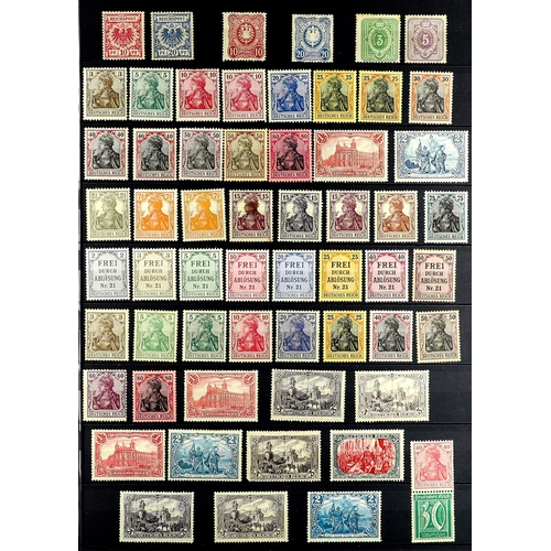 621 - GERMANY 1889 - 1945 MINT COLLECTION on black protective pages that includes 