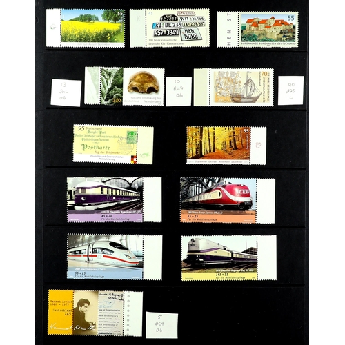 630 - [a] GERMANY 1999 - 2009 NEVER HINGED MINT COLLECTION on Hagner pages in binder. Some disorder, but a... 