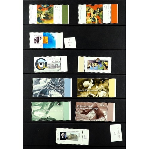 630 - [a] GERMANY 1999 - 2009 NEVER HINGED MINT COLLECTION on Hagner pages in binder. Some disorder, but a... 