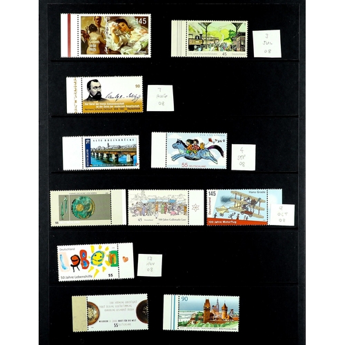 630 - [a] GERMANY 1999 - 2009 NEVER HINGED MINT COLLECTION on Hagner pages in binder. Some disorder, but a... 