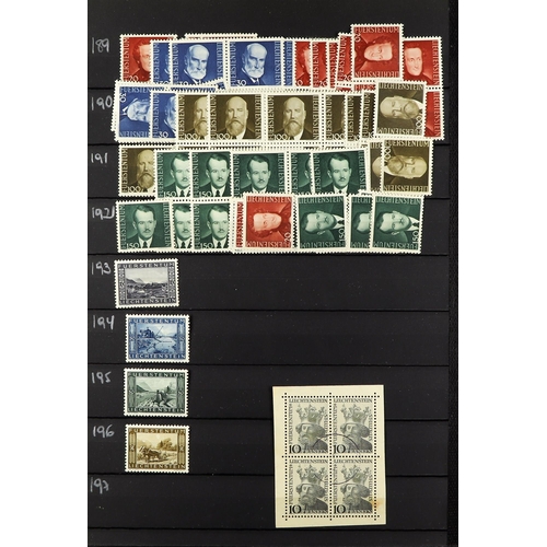 778 - LIECHTENSTEIN 1912-1987 MINT / NEVER HINGED MINT & USED  ACCUMULATION with some duplication in two l... 