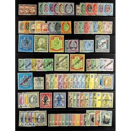 799 - MALTA 1899 - 1935 MINT COLLECTION on black protective pages incl. 1903-04 set, 1904-14 vals to 5s, 1... 