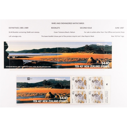 883 - NEW ZEALAND 1967 - 1999 BOOKLETS SPECIALIZED COLLECTION written up in two albums, showing various ty... 