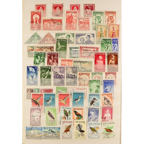 888 - NEW ZEALAND INTERESTING ESTATE ACCUMULATION Mostly 20th Century mint (many never hinged) & used stam... 