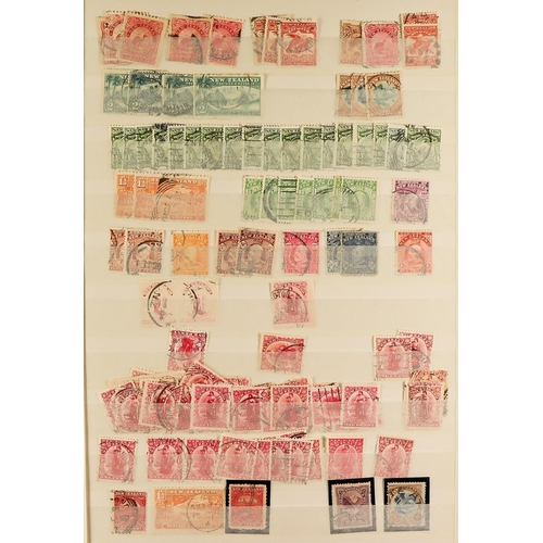 888 - NEW ZEALAND INTERESTING ESTATE ACCUMULATION Mostly 20th Century mint (many never hinged) & used stam... 