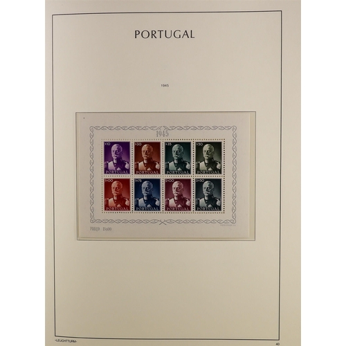 932 - PORTUGAL 1910-58 COLLECTION in a hingeless album, mint & used, incl. 1911 opts on Vasco set mint/use... 