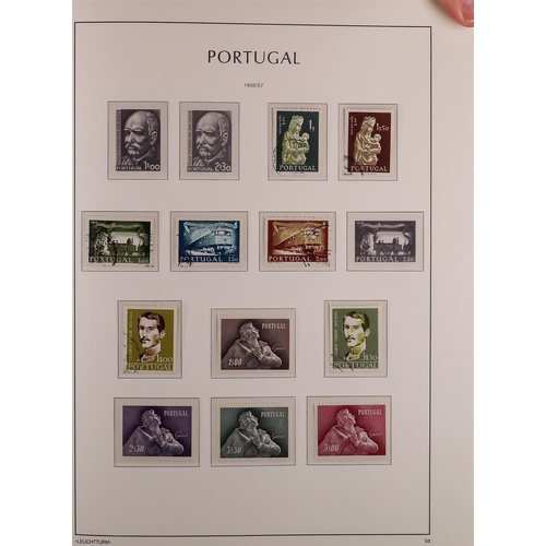 932 - PORTUGAL 1910-58 COLLECTION in a hingeless album, mint & used, incl. 1911 opts on Vasco set mint/use... 