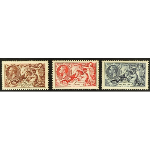 1401 - GB.GEORGE V 1934 Re-engraved Seahorses set, SG 450/452, never hinged mint, some light gum toning but... 