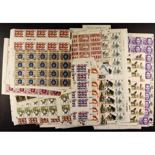 1421 - GB.ELIZABETH II 1970s - 1980s SHEETS part sheets, blocks, strips, pairs and a few single stamps. Man... 