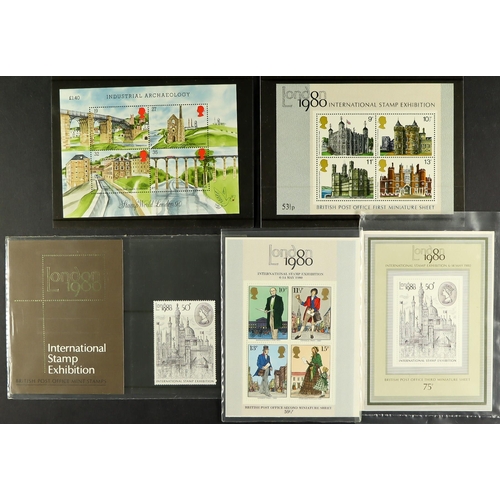 1424 - GB.ELIZABETH II 1970s - 1990s COMMEMORATIVE PRESENTATION PACKS in albums and loose. Also includes a ... 