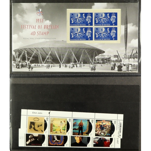 1457 - GB.ELIZABETH II 1990 - 2020 PRESENTATION PACKS in five albums. Also includes some definitive packs a... 