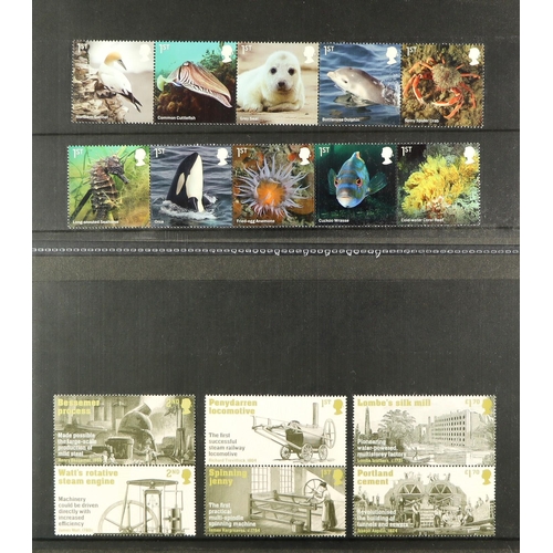 1457 - GB.ELIZABETH II 1990 - 2020 PRESENTATION PACKS in five albums. Also includes some definitive packs a... 