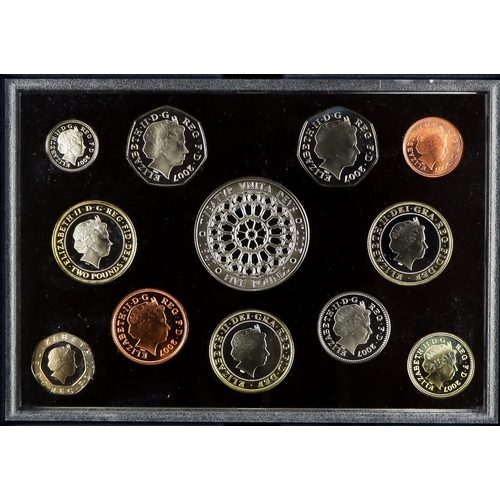 8 - BRITISH COINS 2007 Royal Mint 'Executive Proof Collection' in wooden box, with 12 coins. Lot 8 [a]