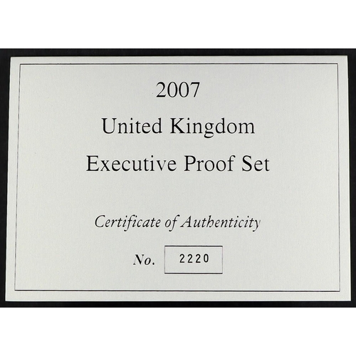 8 - BRITISH COINS 2007 Royal Mint 'Executive Proof Collection' in wooden box, with 12 coins. Lot 8 [a]