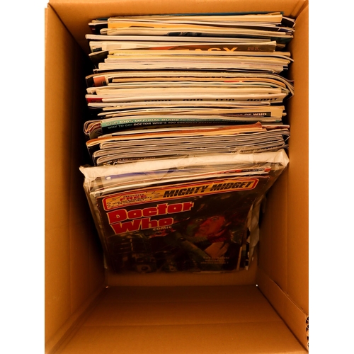 43 - DR WHO  - MAGAZINE RANGE. A variety of magazines, fanzines, comic books and other ephemera. Includes... 