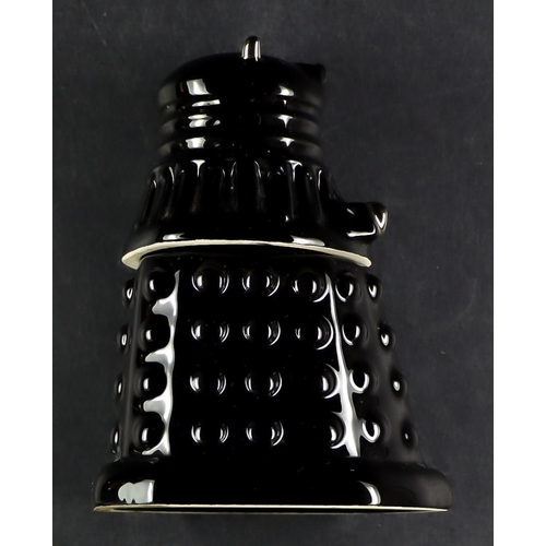 64 - DR WHO - CERAMICS. Consists of Dalek and 8 mugs. 4 boxed. Lot 64 [a]