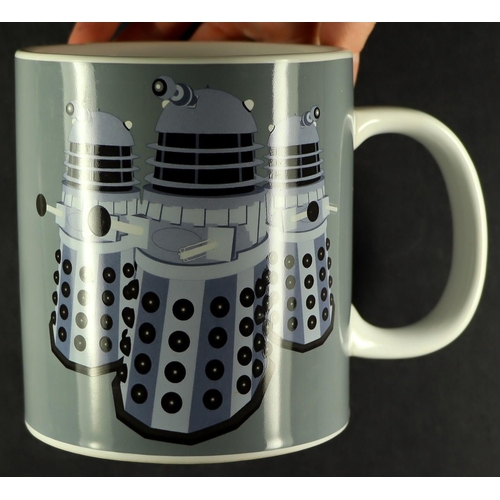 64 - DR WHO - CERAMICS. Consists of Dalek and 8 mugs. 4 boxed. Lot 64 [a]